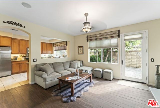 28703 Calle De La Paz Drive, Valencia CA: https://media.crmls.org/mediaz/9c5c6a5d-ea3b-4b7e-bb77-b80dbd36466b.jpg