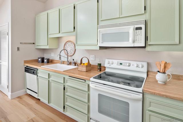 18197 Valladares Drive, San Diego CA: https://media.crmls.org/mediaz/9c5d203f-1493-4a7a-98b0-e400ac8690cf.jpg