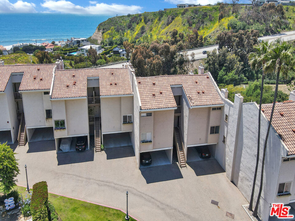 MLS #25537325 img 15