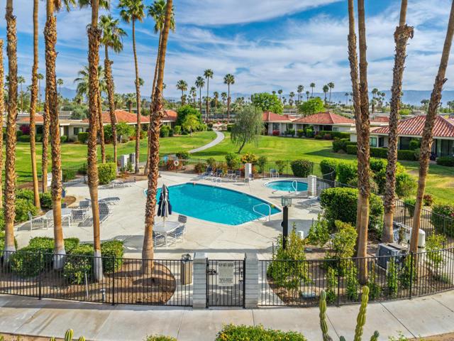 Image 21 of 29 For 600 Palomar Circle