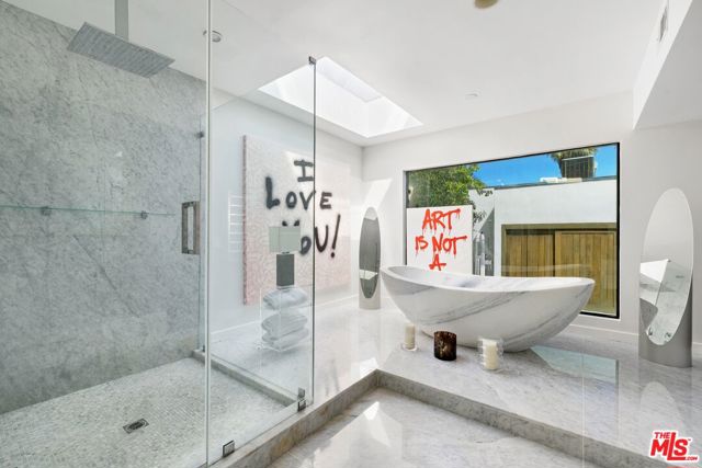 971 Enchanted Way, Pacific Palisades CA: https://media.crmls.org/mediaz/9c5ec112-4eb6-43b7-af01-a83edba48d52.jpg