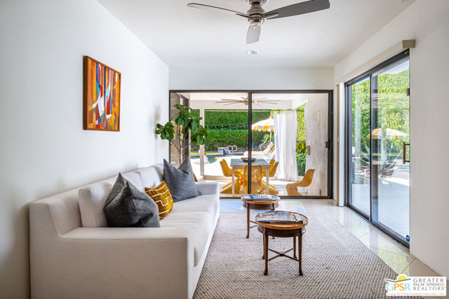 1925 S Joshua Tree Place, Palm Springs CA: https://media.crmls.org/mediaz/9c608bdd-0535-47bf-956c-79ce0e03a64e.jpg
