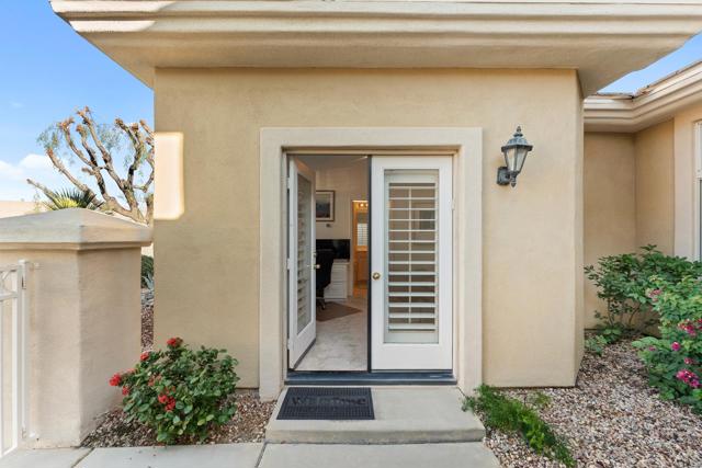 78325 Cloveridge Way, Palm Desert CA: https://media.crmls.org/mediaz/9c62223d-3490-454a-a0f8-c29900730f5c.jpg