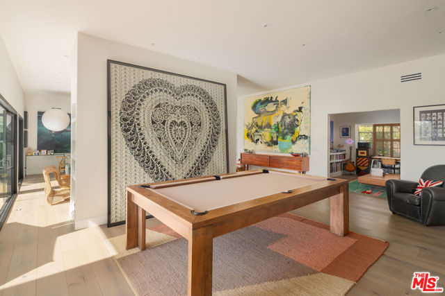 Drew Fenton | 391 N Saltair Avenue Los Angeles CA | MLS: 7435823