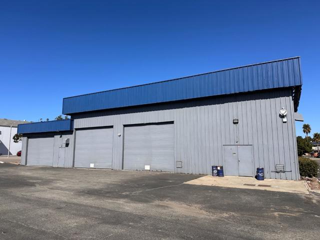 Image 16 of 58 For 1020 Auto Center Parkway