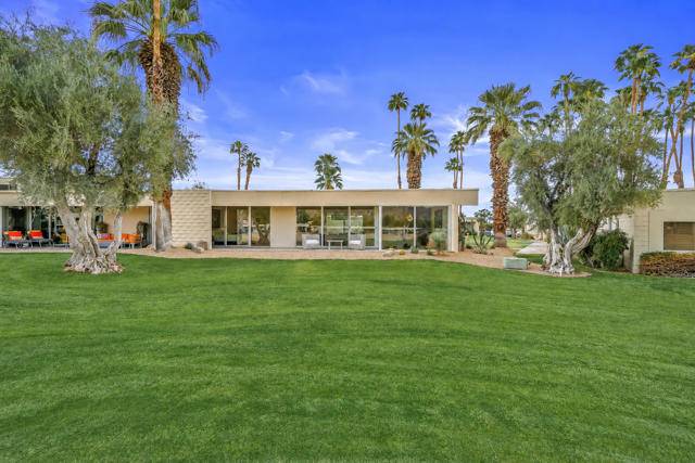 133 Desert Lakes Drive, Palm Springs, CA 92264