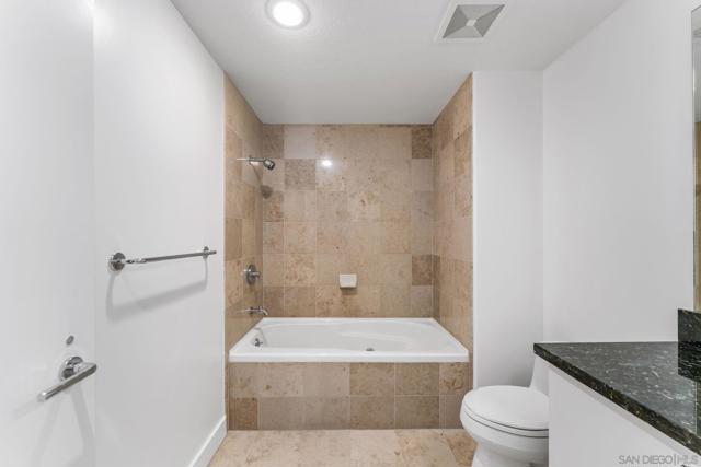 1199 Pacific Hwy, San Diego CA: https://media.crmls.org/mediaz/9c631977-64fd-4bdd-8033-c27b014d9caa.jpg