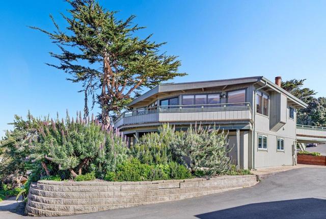 1 Gray Way, Watsonville CA: https://media.crmls.org/mediaz/9c64142c-bc28-4ea4-8c8d-4146894724f9.jpg