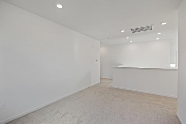2130 Gladiola Drive, Hollister CA: https://media.crmls.org/mediaz/9c641beb-d862-4fa5-8817-b497ca5e2634.jpg