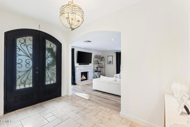 Detail Gallery Image 5 of 52 For 3623 Saint Elizabeth Rd, Glendale,  CA 91206 - 3 Beds | 2 Baths