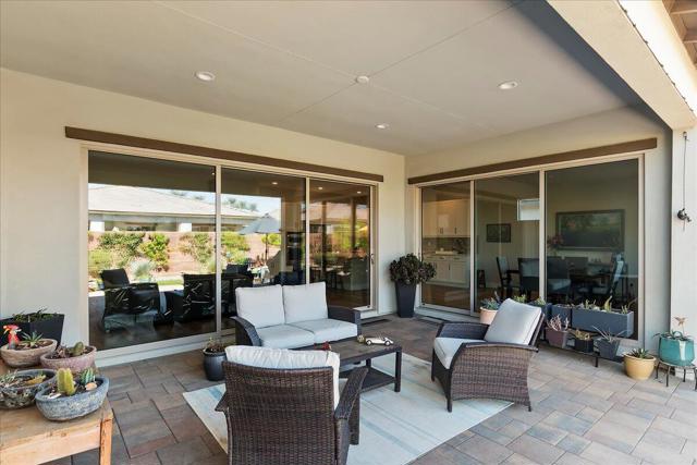 82440 Crane Drive, Indio CA: https://media.crmls.org/mediaz/9c64a561-611b-4db8-a944-4093c4dad478.jpg