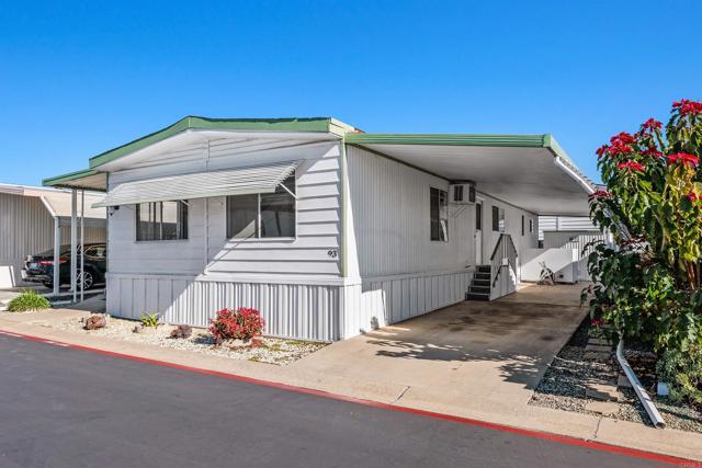 Detail Gallery Image 3 of 47 For 1506 Oak Drive #93,  Vista,  CA 92084 - 2 Beds | 2 Baths