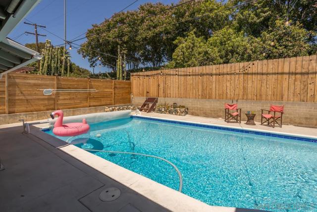 1187 Tangerine St, El Cajon CA: https://media.crmls.org/mediaz/9c663f57-24bf-433a-9770-8af2fbc2de46.jpg
