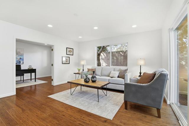 15581 Flintridge Drive, Los Gatos CA: https://media.crmls.org/mediaz/9c66d0c8-6f85-485b-9672-a388e928809a.jpg