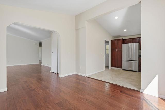 Detail Gallery Image 13 of 40 For 647 via Costa Rica, Vista,  CA 92081 - 3 Beds | 2 Baths