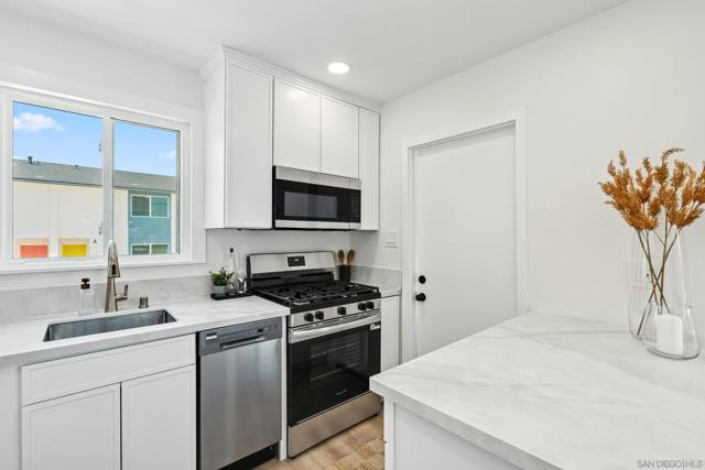 6492 6494 Lanston St., San Diego CA: https://media.crmls.org/mediaz/9c67dbc1-b26e-43db-8d47-8a13737c3535.jpg