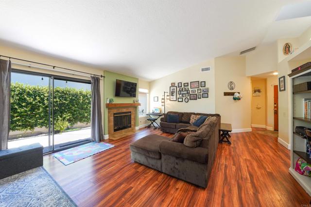 Detail Gallery Image 9 of 35 For 15662 Caminito La Torre, Rancho Bernardo (San Diego),  CA 92128 - 3 Beds | 2 Baths
