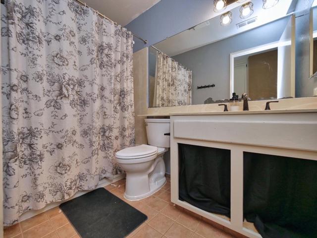 5909 Amend Road, El Sobrante CA: https://media.crmls.org/mediaz/9c68fc1e-b73e-481f-a7d5-dc93e5fbe780.jpg