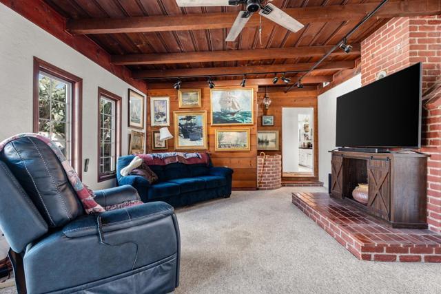 Detail Gallery Image 12 of 46 For 1676 Vann Ct, El Cajon,  CA 92020 - 4 Beds | 3 Baths