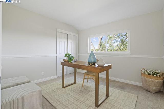 6649 Waverly Rd, Martinez CA: https://media.crmls.org/mediaz/9c6a06b5-0349-45ae-8d17-7fed6a32391d.jpg