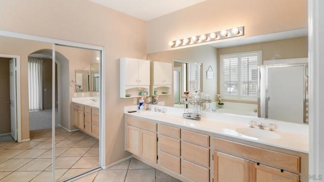 28371 Evening Star Dr, Menifee CA: https://media.crmls.org/mediaz/9c6a82e7-14a7-47e4-8a66-d0430c784364.jpg