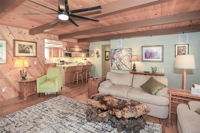 2324 Manzanita Lane, Big Bear CA: https://media.crmls.org/mediaz/9c6ae9a3-43b4-4feb-95a3-ba4d2a940c60.jpg