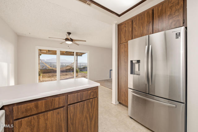 Detail Gallery Image 9 of 42 For 5174 Laurel Park Dr, Camarillo,  CA 93012 - 3 Beds | 2 Baths