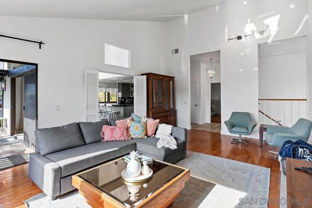 4339 Macronald Dr., La Mesa CA: https://media.crmls.org/mediaz/9c6cbf46-2fcc-40a1-9c73-5488498928c4.jpg