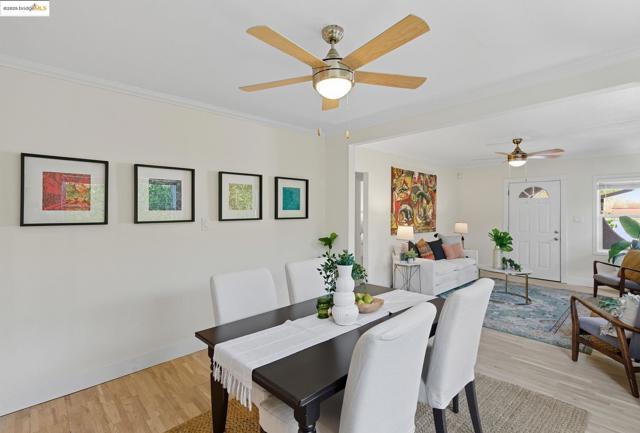 5315 Camden St, Oakland CA: https://media.crmls.org/mediaz/9c6cdc81-dd41-4afa-af7d-1c640c0745ba.jpg