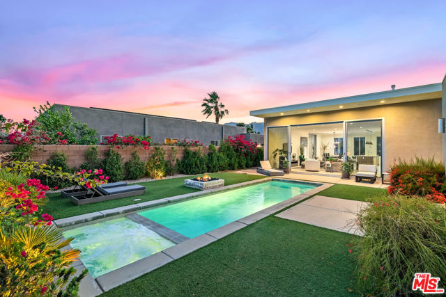 658 Dominion Way, Palm Springs, CA 92262