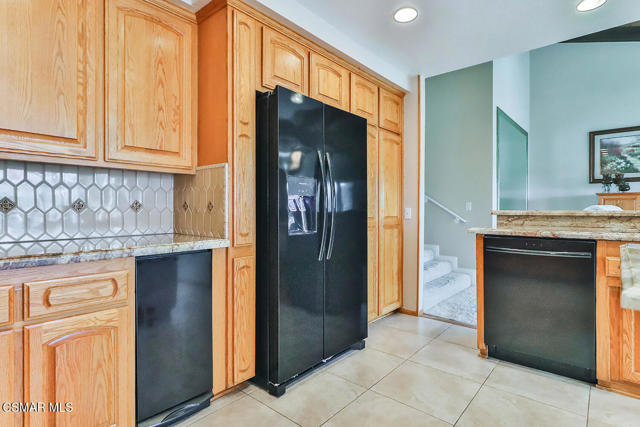 1822 Calle Borrego, Thousand Oaks CA: https://media.crmls.org/mediaz/9c6db664-01d1-4bdd-ae2c-7754f62fb526.jpg