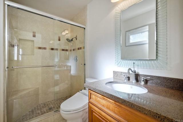 Detail Gallery Image 21 of 26 For 4703 Chateau Dr, San Diego,  CA 92117 - 3 Beds | 2 Baths