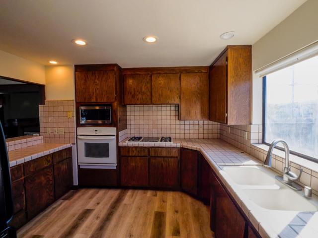 441 Center Street, Watsonville CA: https://media.crmls.org/mediaz/9c6f2240-5c90-4b96-97e2-35b8f876b2f0.jpg