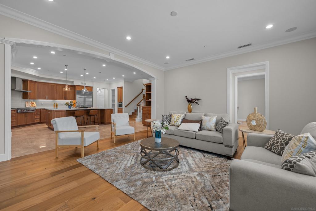 MLS #250040353SD image #12