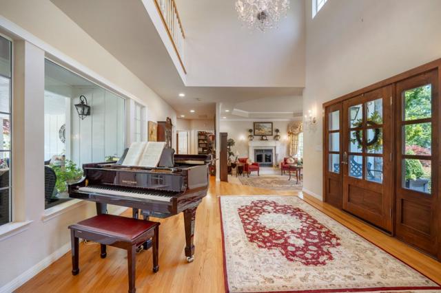 15209 Sycamore Drive, Morgan Hill CA: https://media.crmls.org/mediaz/9c7008b6-1454-40d1-9607-05e14122c70c.jpg