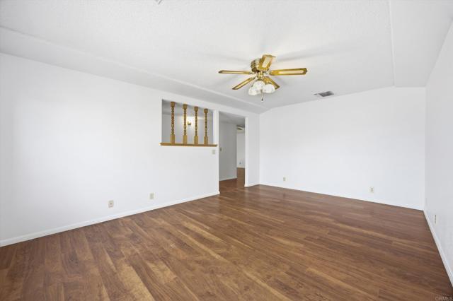 Detail Gallery Image 9 of 55 For 905 Cimarron Ct, Ridgecrest,  CA 93555 - 4 Beds | 2/1 Baths