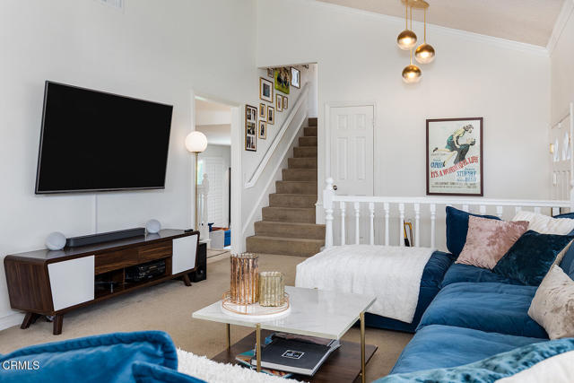 18845 Braemore Road, Porter Ranch CA: https://media.crmls.org/mediaz/9c714799-bbeb-47ba-8633-8a11f52e8056.jpg