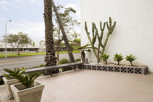 1000 Cordova Street, Pasadena CA: https://media.crmls.org/mediaz/9c722578-8d22-48ce-b793-6e612b5ef52e.jpg