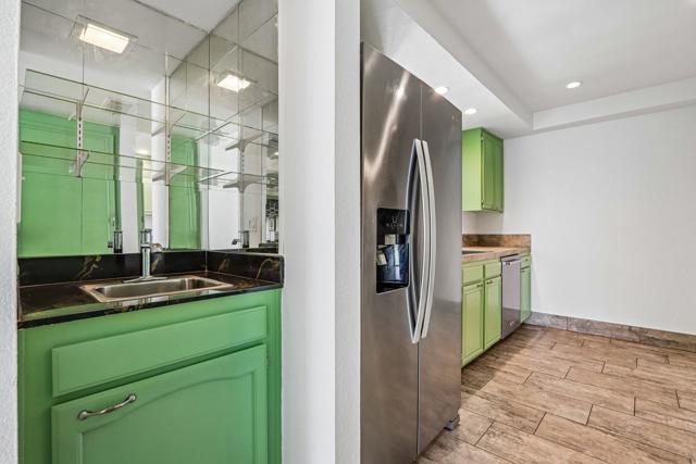 1683 Tam O Shanter Plaza, Palm Springs, CA 92264