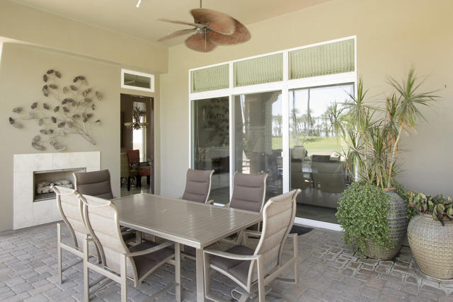 56588 S Palms Drive, La Quinta CA: https://media.crmls.org/mediaz/9c73e57b-d23a-4083-a6a2-5c3c4c8feec0.jpg