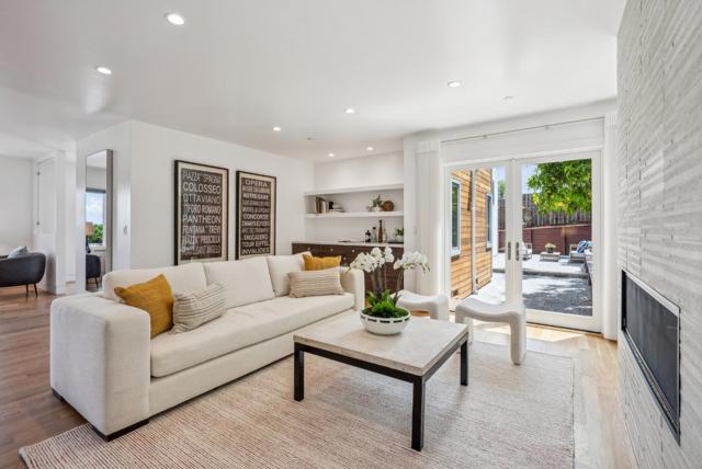 1 Millbrae Circle, Millbrae CA: https://media.crmls.org/mediaz/9c742381-d291-4098-a1b4-2a36c678d51b.jpg