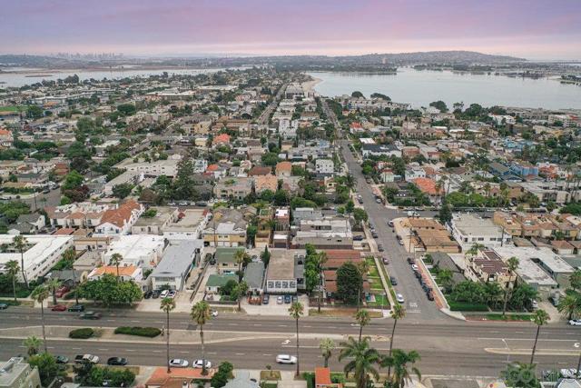 Image 23 of 26 For 1415 Grand Avenue