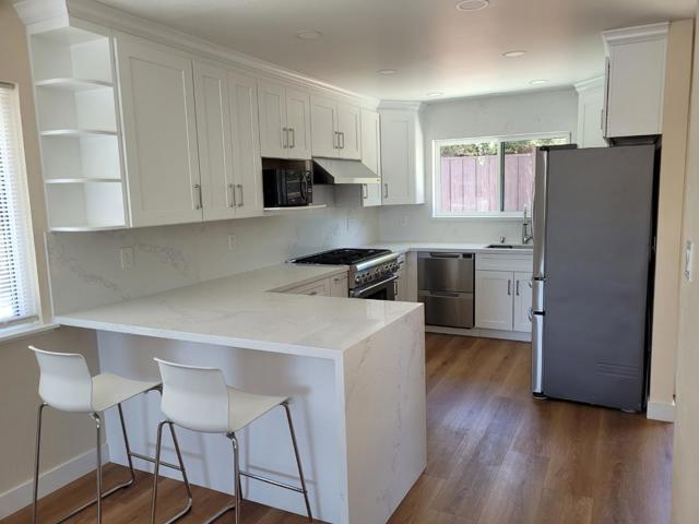 315 Colleen Court, Morgan Hill CA: https://media.crmls.org/mediaz/9c75308f-969c-4623-908b-eecf92e6022a.jpg
