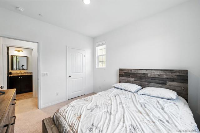 30499 Ridgely Way, Menifee CA: https://media.crmls.org/mediaz/9c755993-3a17-49fe-8d83-61d57a6e2f9f.jpg