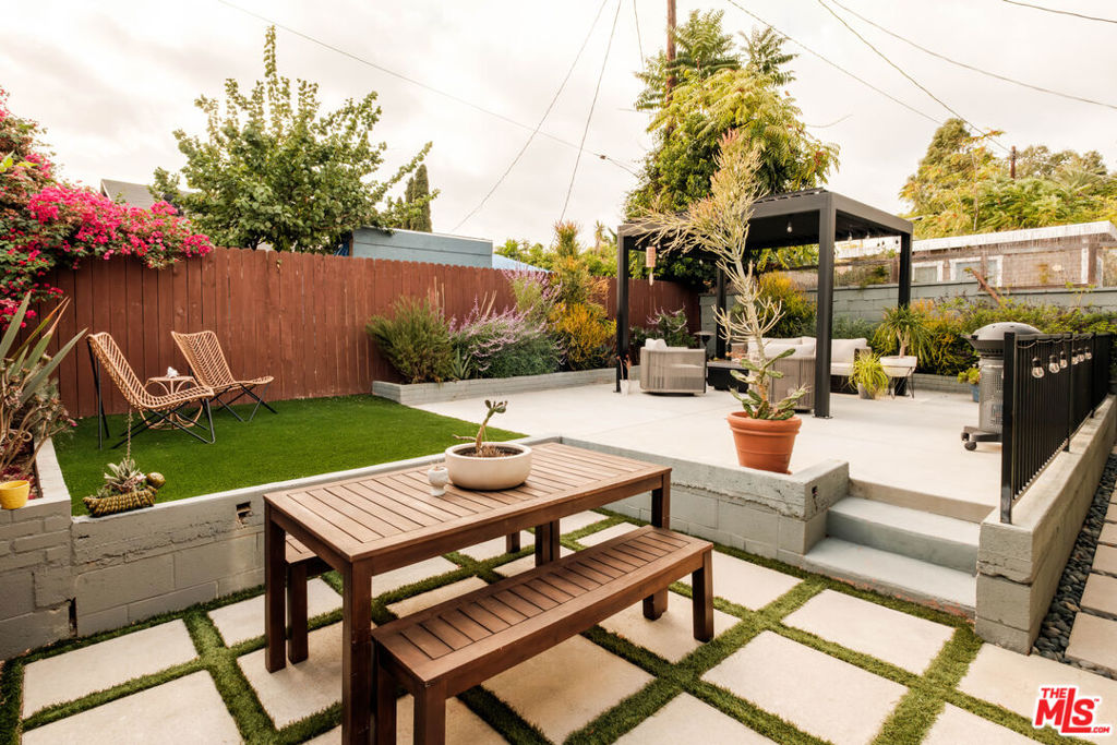 549 Meridian Terrace