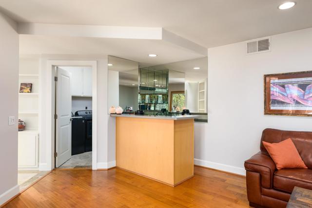 341 Pico De La Loma, Escondido CA: https://media.crmls.org/mediaz/9c77f5f1-e350-4bf8-8e7f-f17fe5c7a445.jpg