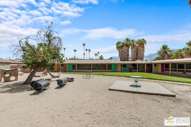 490 S Compadre Road, Palm Springs CA: https://media.crmls.org/mediaz/9c7884cd-f920-4878-a090-c09eece98619.jpg