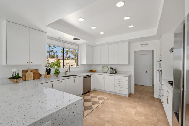 44830 Del Dios Circle, Indian Wells, CA 92210