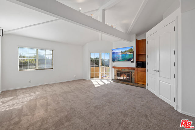 7412 Denrock Avenue, Los Angeles CA: https://media.crmls.org/mediaz/9c7a9d48-6cbe-46a4-8b7e-71405ab4561e.jpg