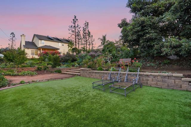 109 Scenic Dr, El Cajon CA: https://media.crmls.org/mediaz/9c7ac755-bbd7-4a7a-9c83-982d7f1a98f8.jpg